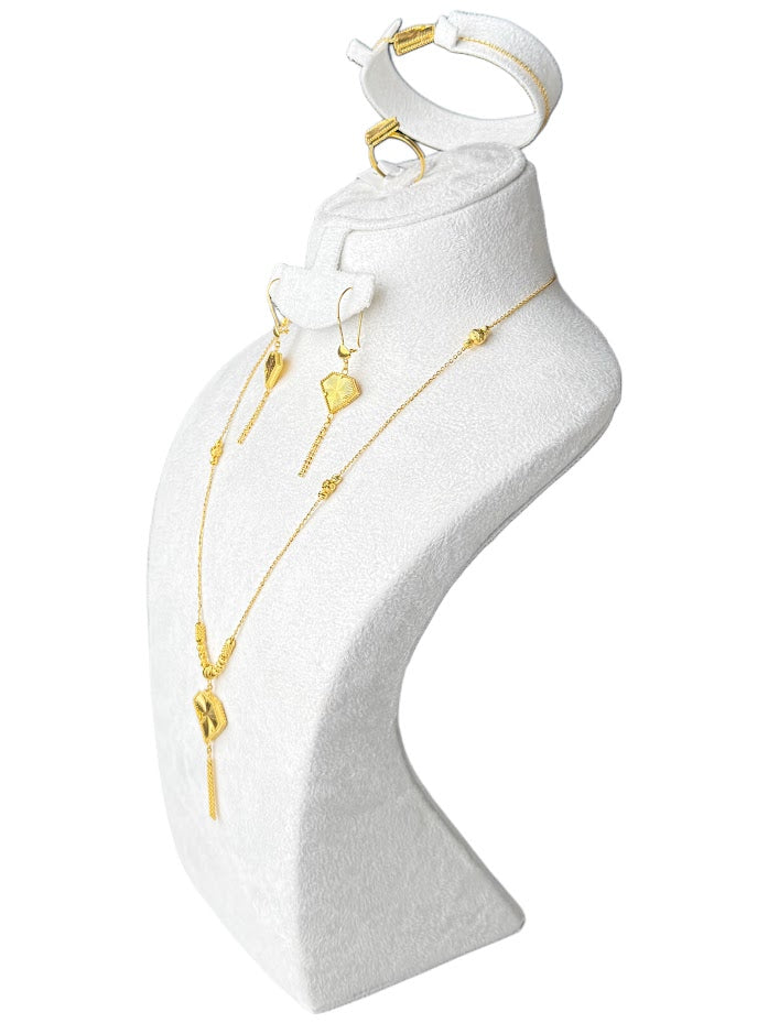 22K Gold Necklace & Ring & Earrings 24.69g