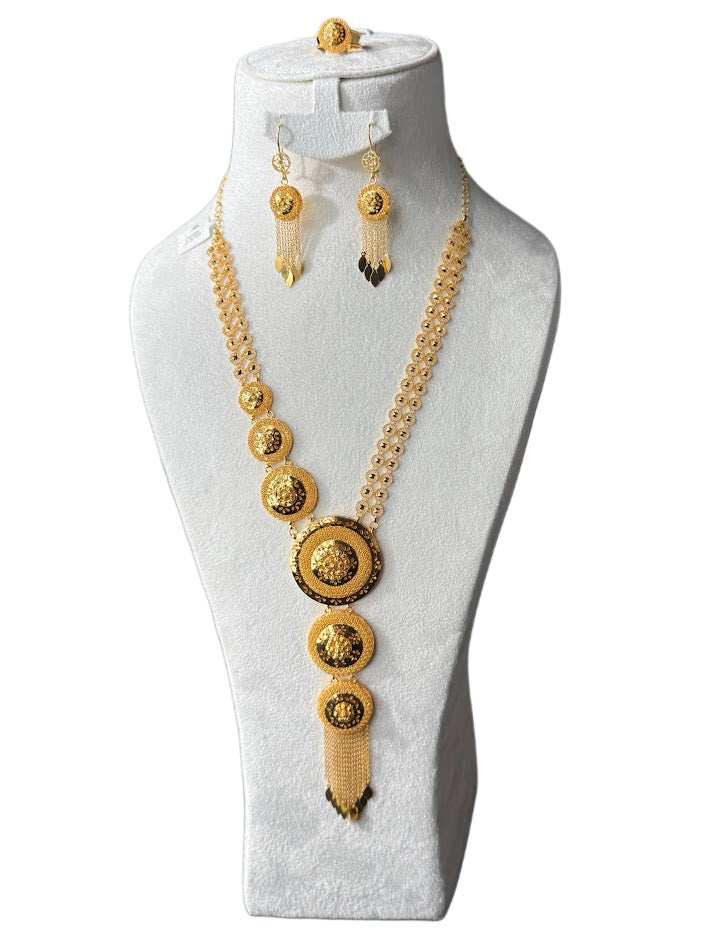 22K Gold Necklace & Ring & Earrings 61.9g