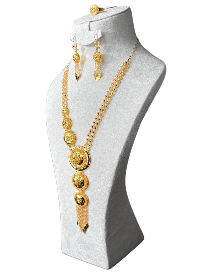 22K Gold Necklace & Ring & Earrings 61.9g