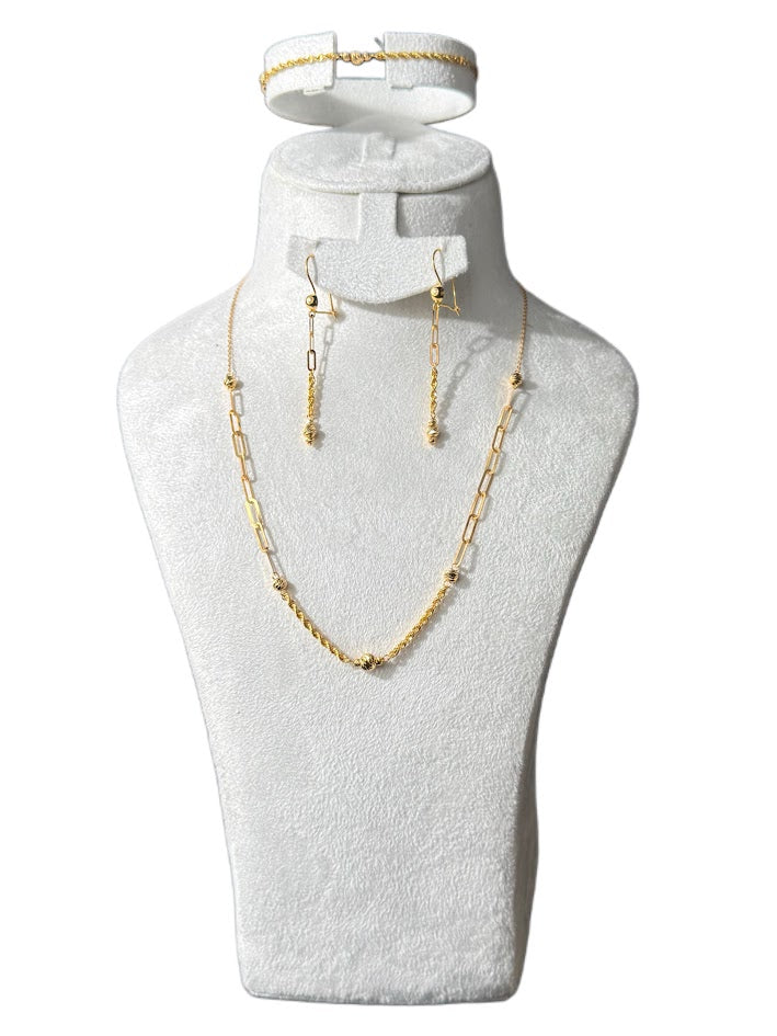 22K Gold Necklace & Bracelet & Earrings 6.78g