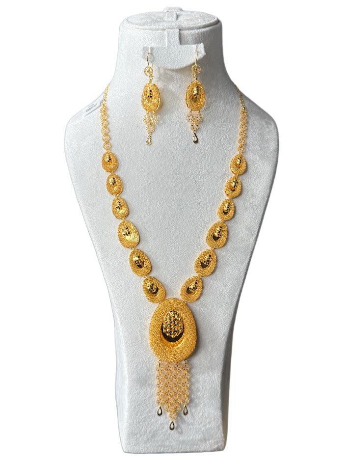 22K Gold Necklace & Ring & Earrings 67.11g