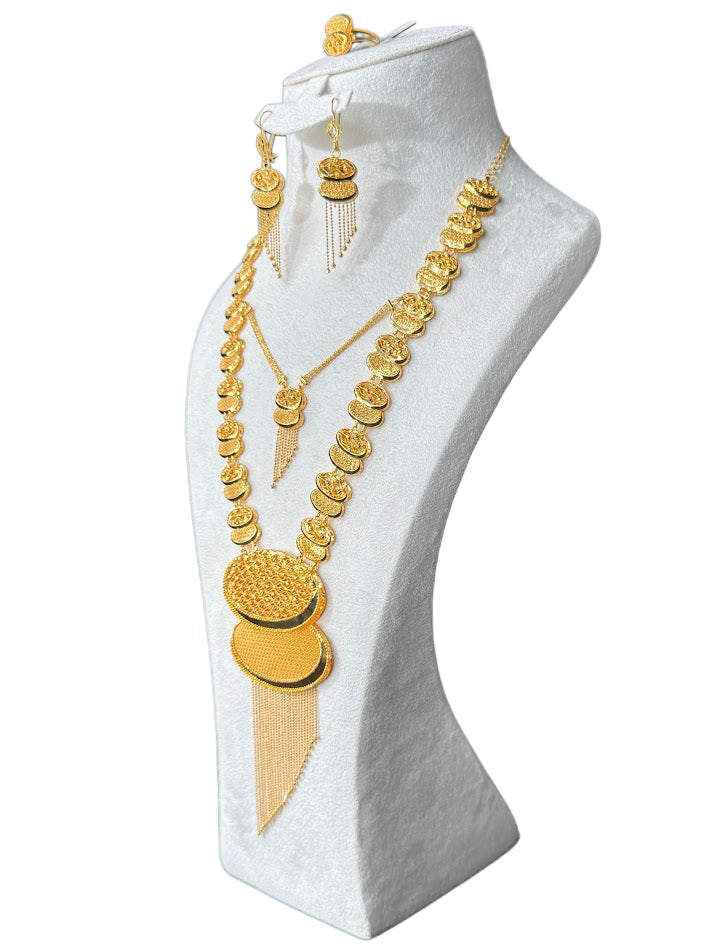 22K Gold Necklace & Ring & Earrings 103.67g