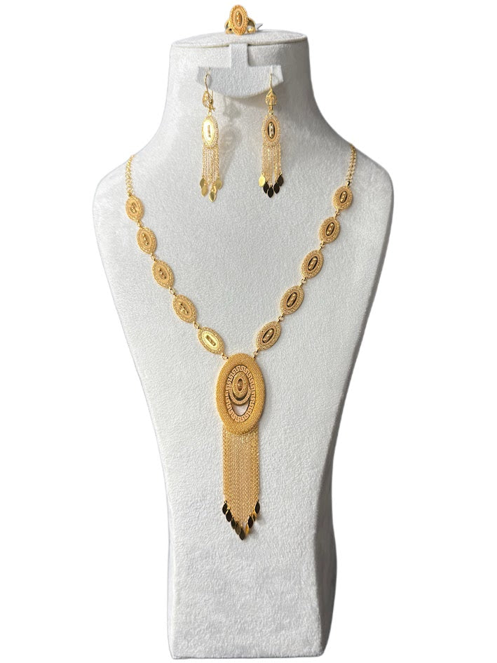 22K Gold Necklace & Ring & Earrings 37.09g