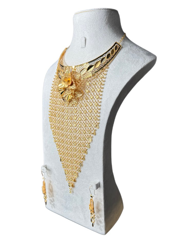 21K Gold Necklace & Ring & Earrings 119.56g