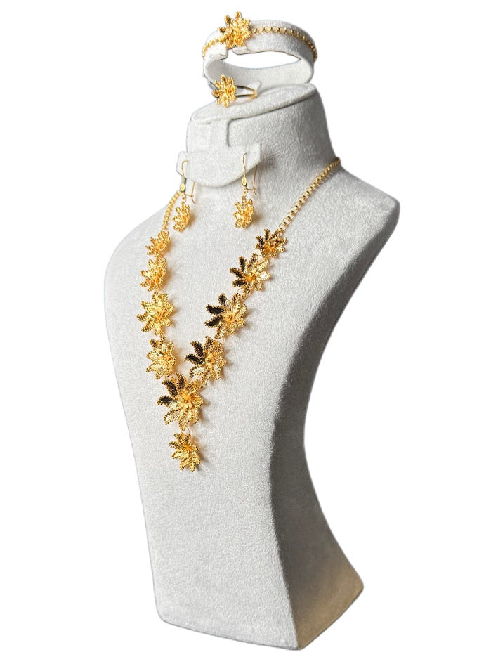 21K Gold Necklace & Ring & Earrings, Bracelet  32.43g