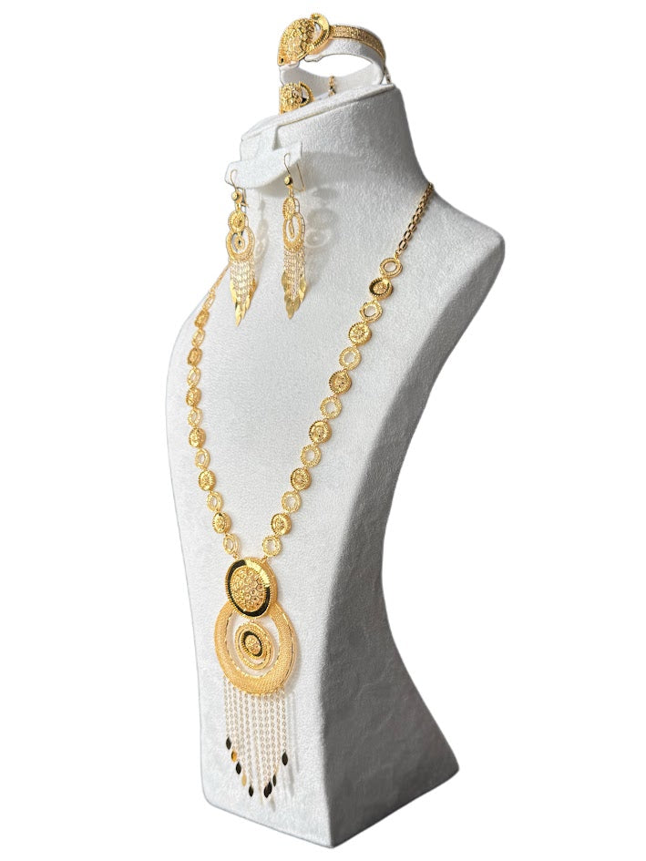 22K Gold Necklace & Ring & Earrings 61.8g