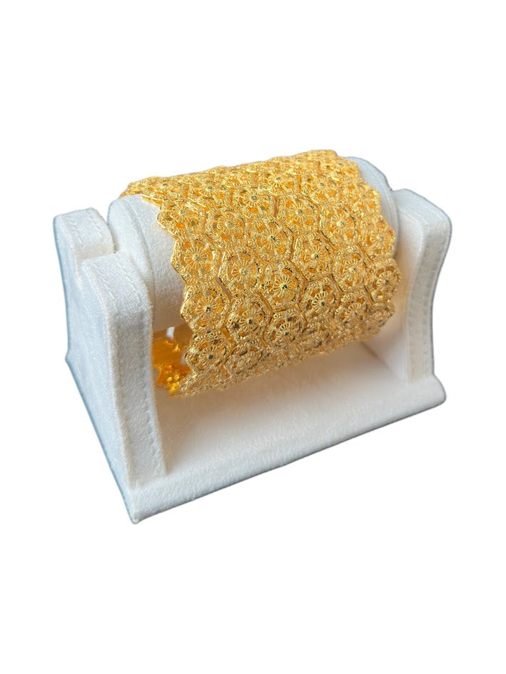 22K Gold Bangle 109.32g