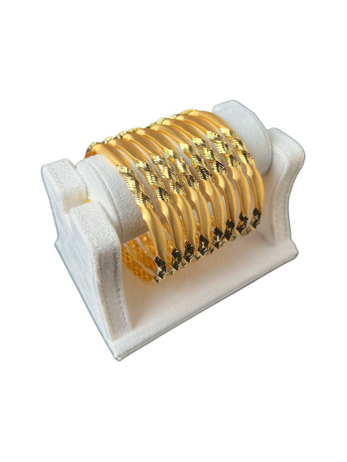 22K Gold Bangle 94.42g