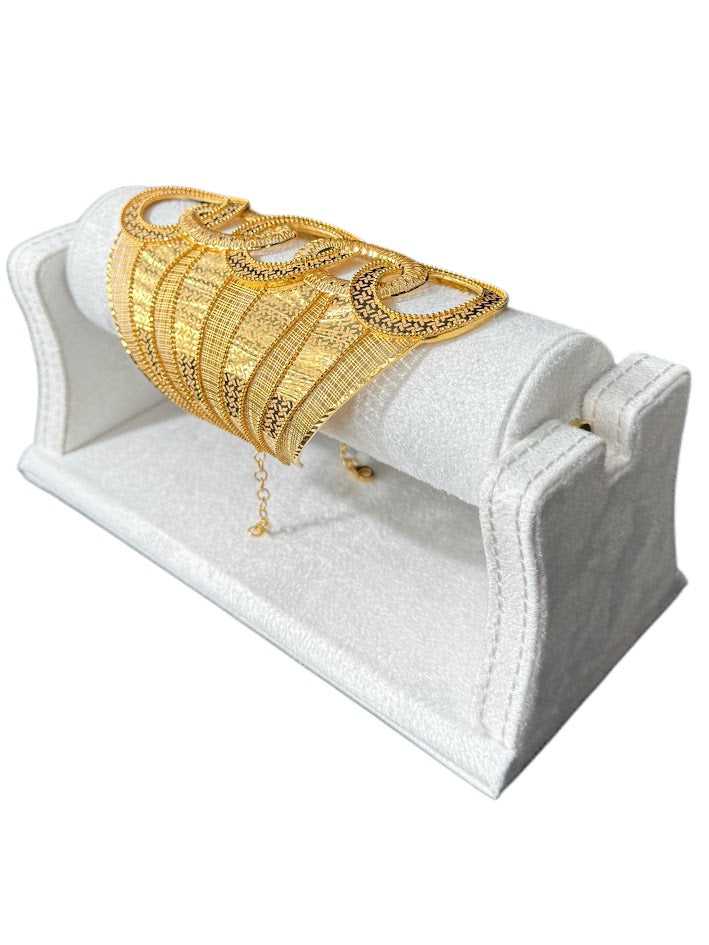 21K Gold Bangle 56.9g