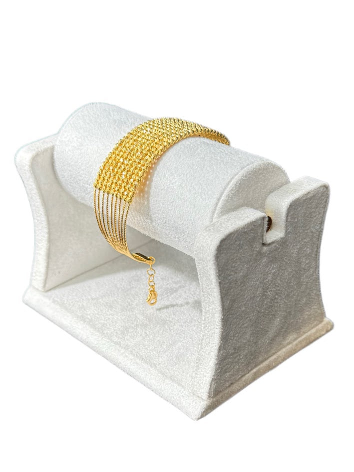 21K Gold Bangle 22.67g