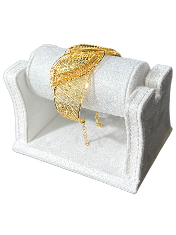 21K Gold Bangle 21.17g