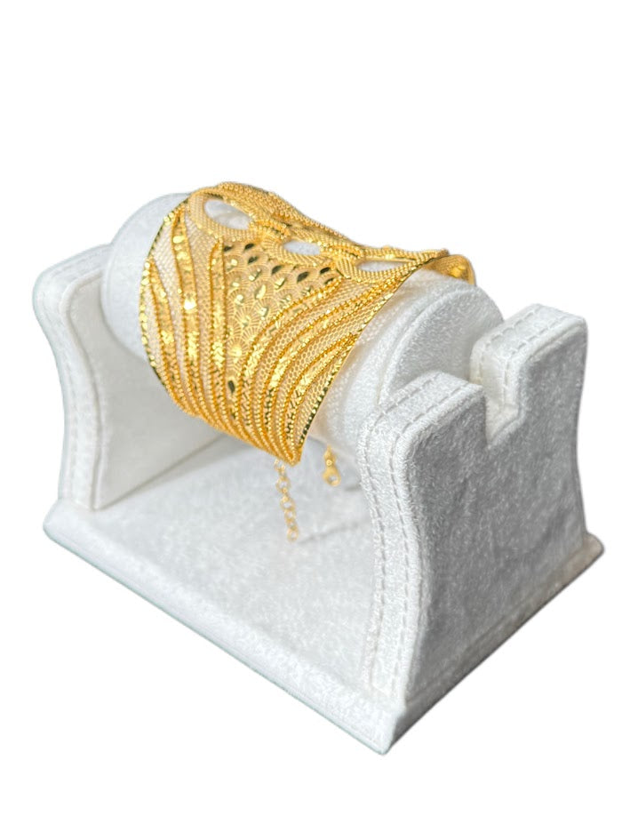 21K Gold Bangle 29.67g