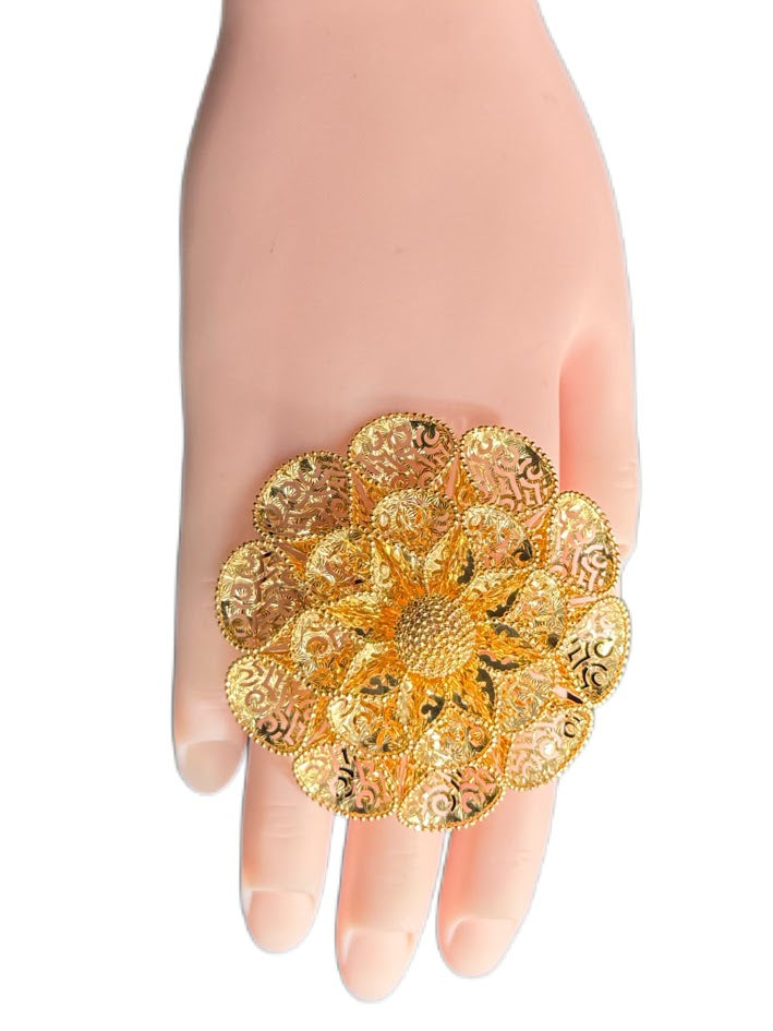 21K Gold Ring 18.97g