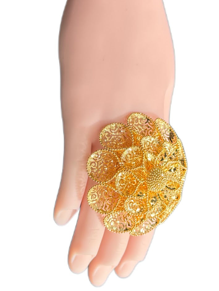 21K Gold Ring 18.97g