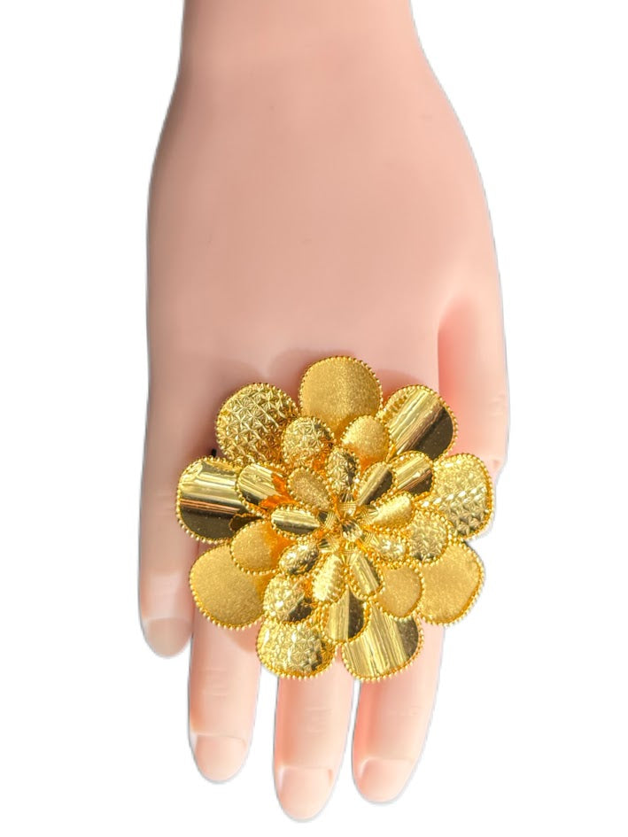 21K Gold Ring 20.87g