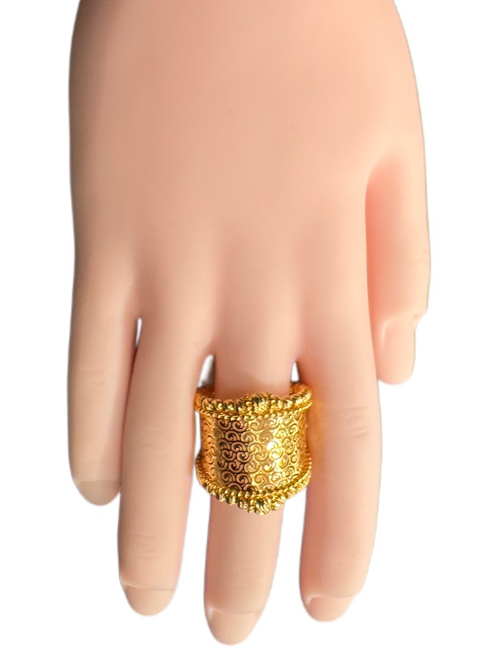 21K Gold Ring 6.27g