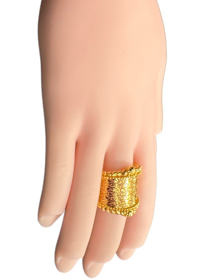21K Gold Ring 6.27g