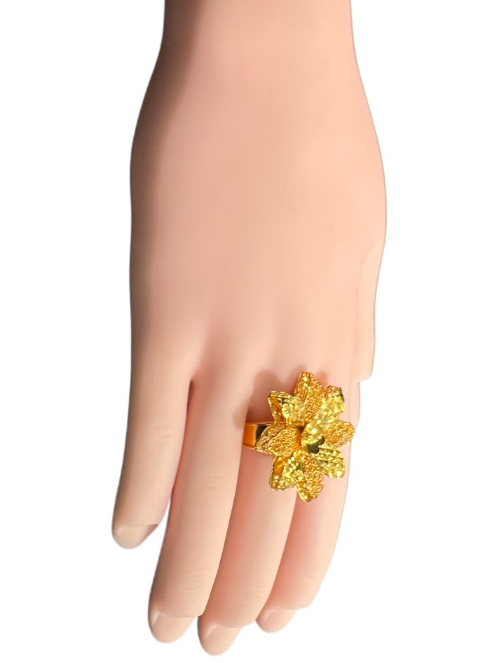 22K Gold Ring 5.86g