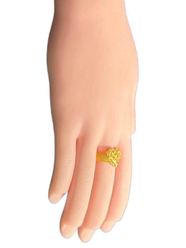 22K Gold Ring 2.43g