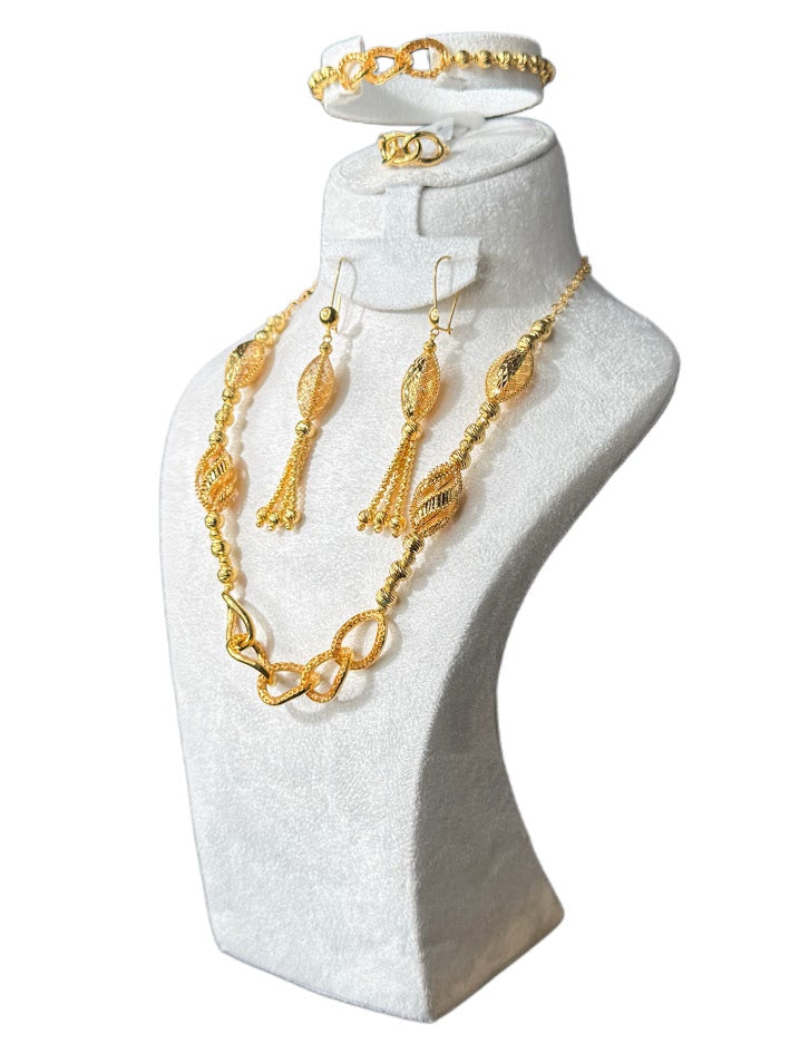 21K Gold Necklace & Ring & Earrings 39.01g