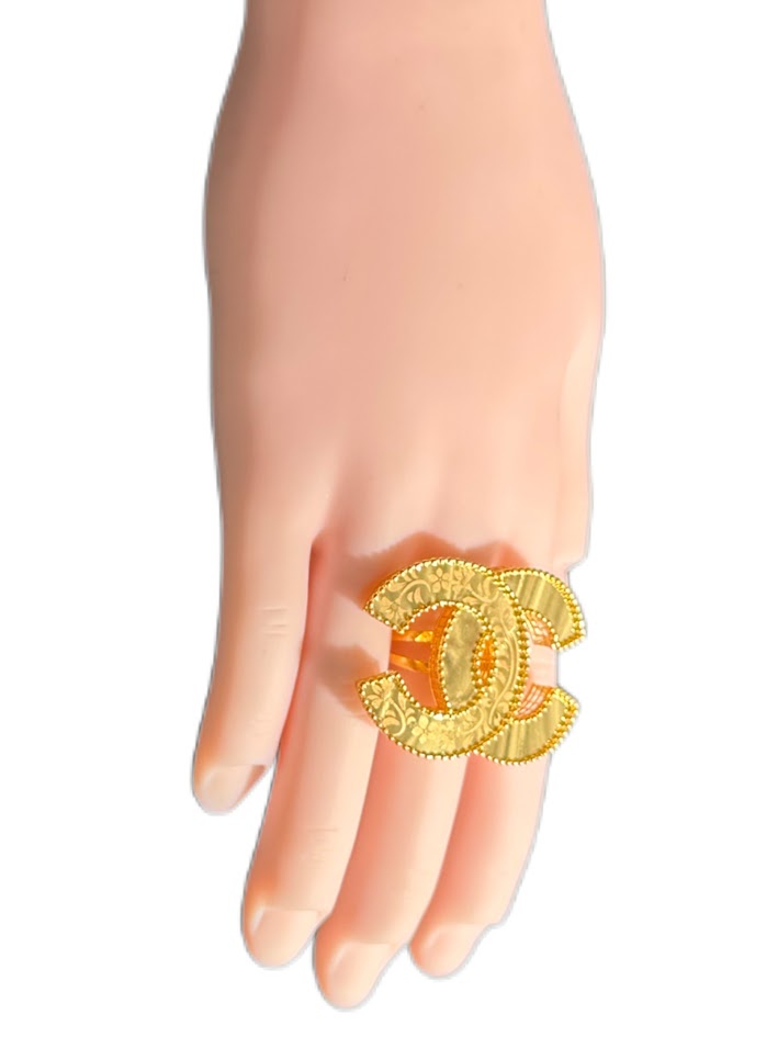 21K Gold Ring 8.67g