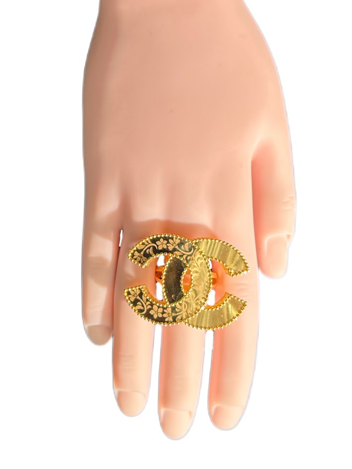 21K Gold Ring 8.67g