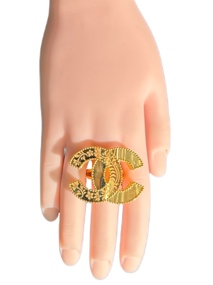 21K Gold Ring 8.53g