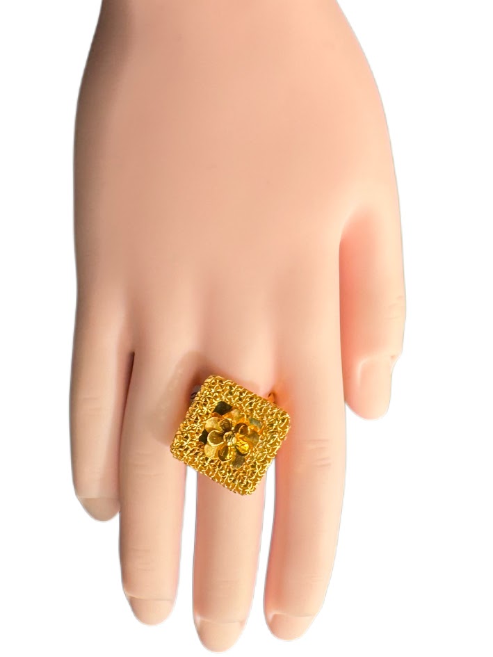 21K Gold Ring 4.29g