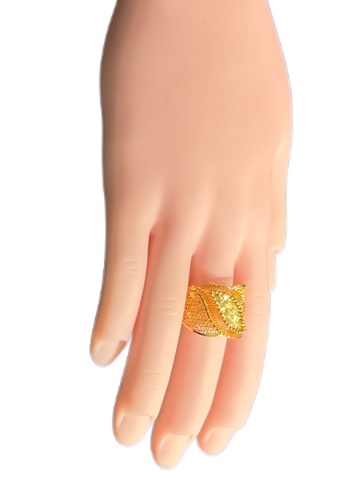 21K Gold Ring 3.01g