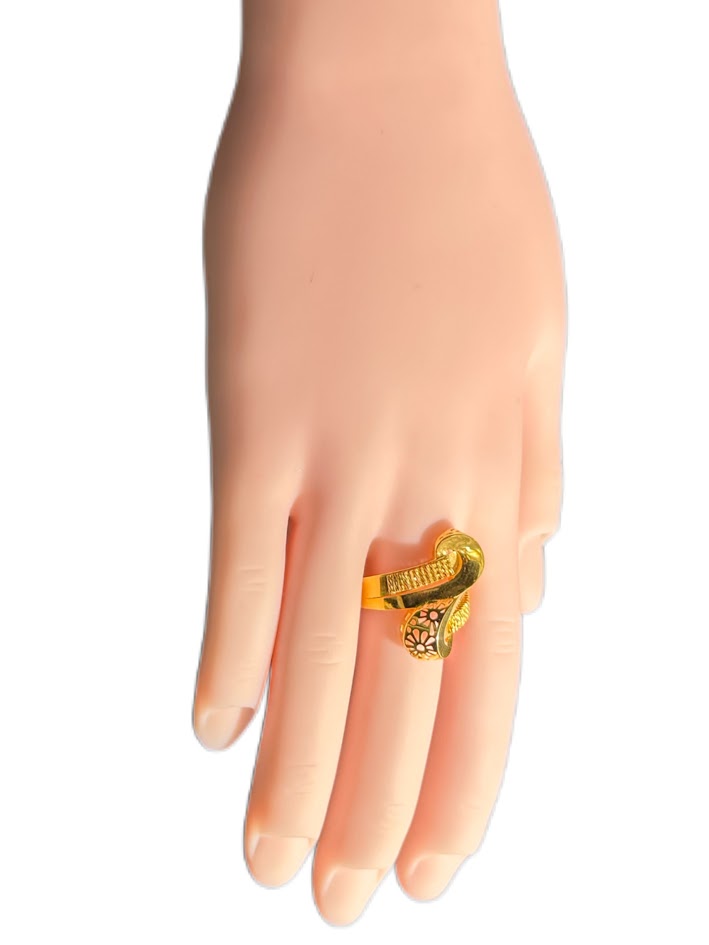 21K Gold Ring 3.18g