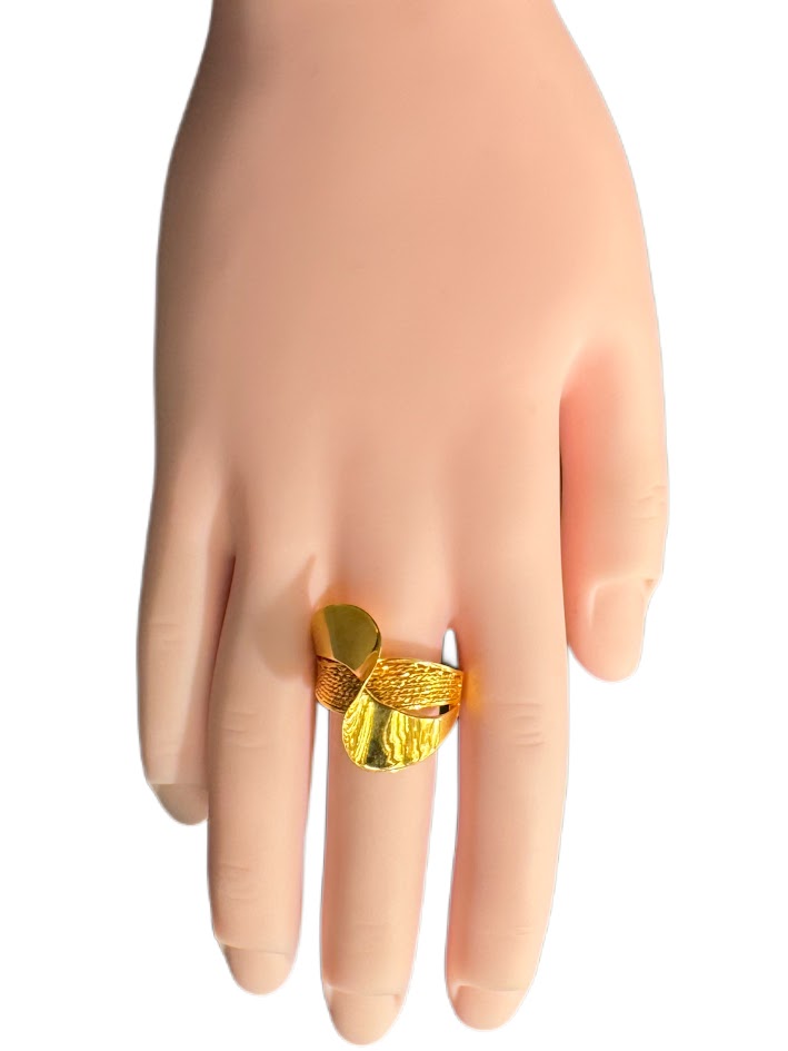 21K Gold Ring 4.55g
