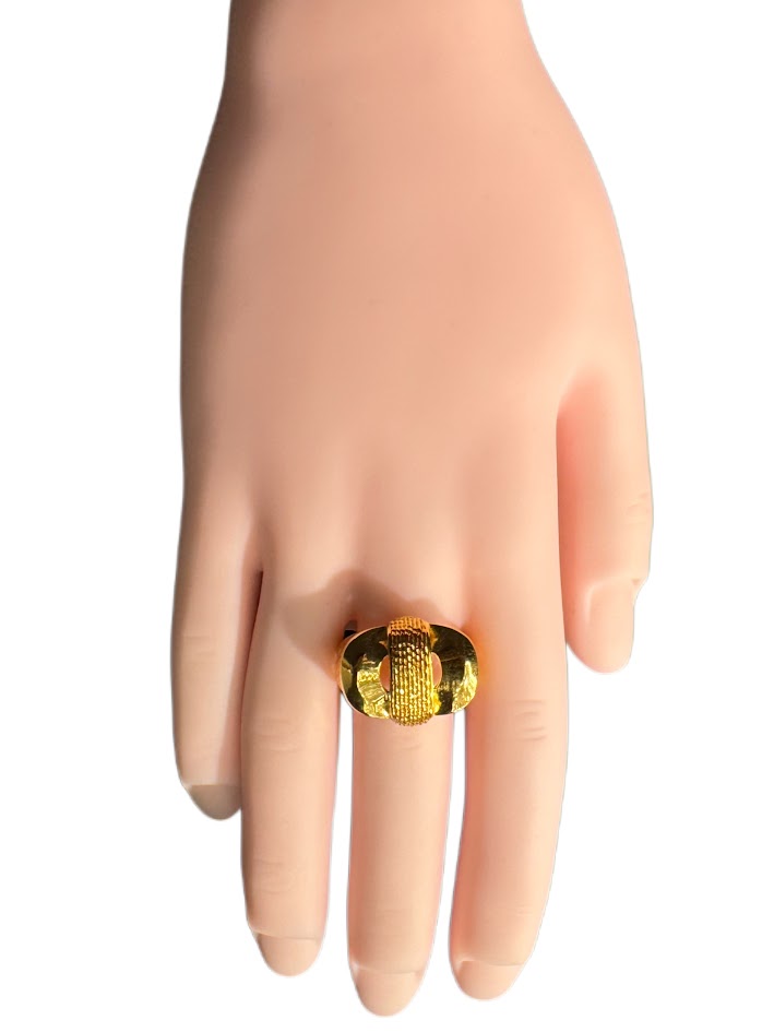 21K Gold Ring 3.52g