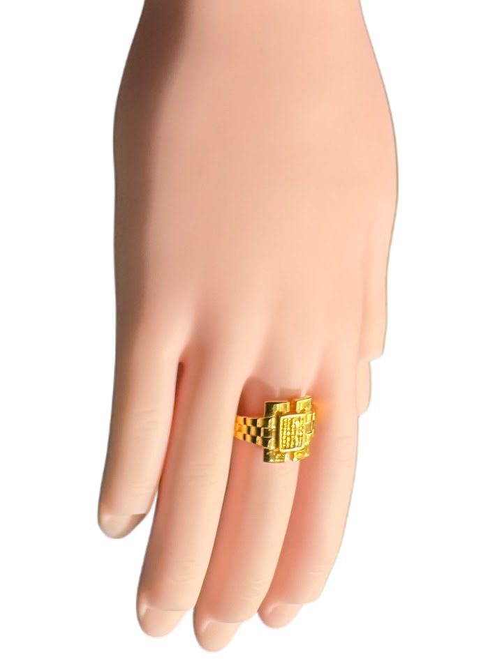 21K Gold Ring 3.93g
