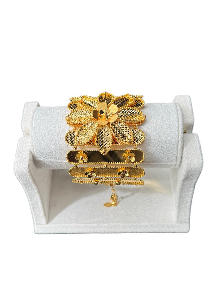 21K Gold Bangle 43.21g