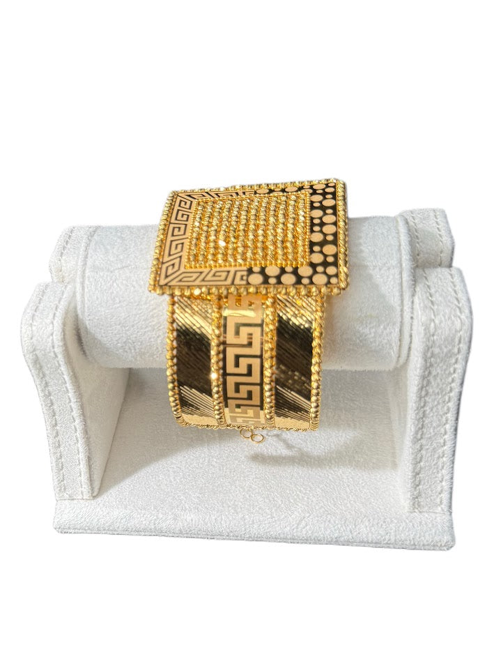 21K Gold Bangle 66.17g
