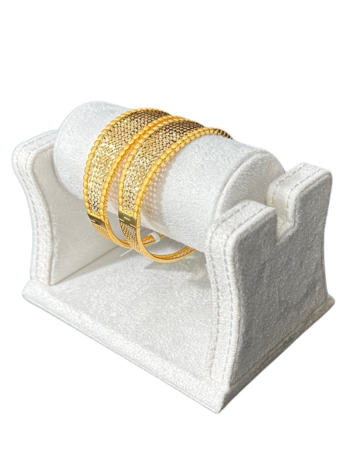 21K Gold Bangle 22.41g