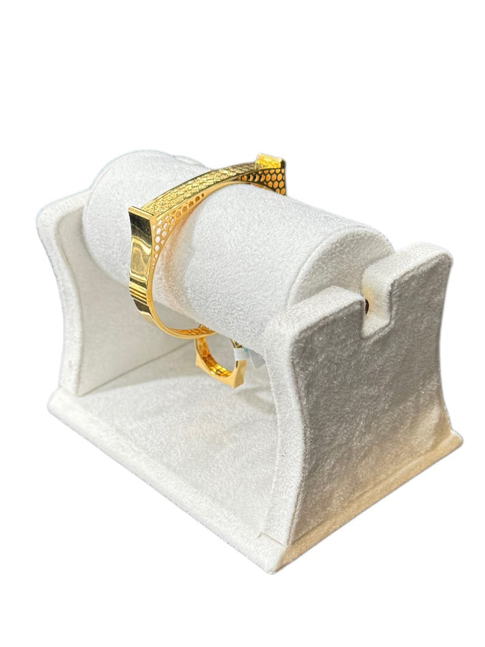 21K Gold Bangle 13.88g