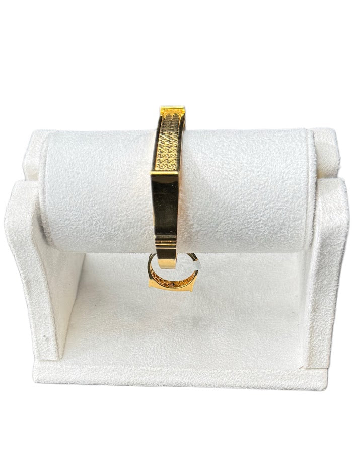 21K Gold Bangle 13.88g