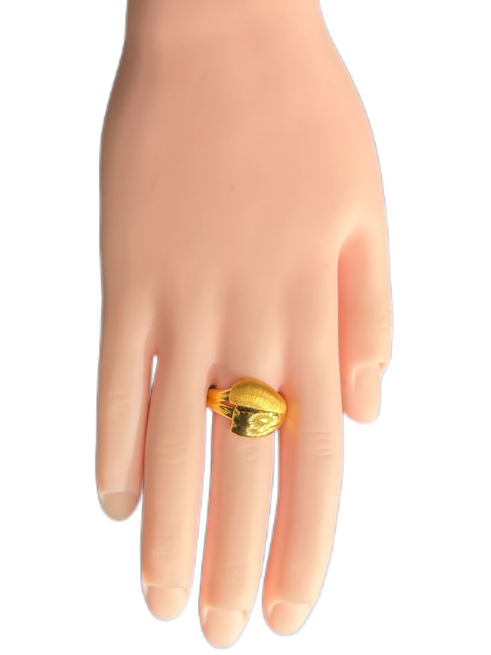 22K Gold Ring 2.76g