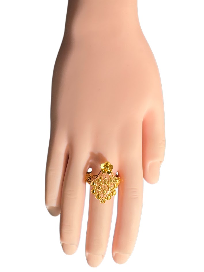 22K Gold Ring 2.82g