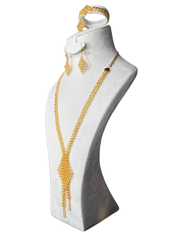 22K Gold Necklace & Ring & Earrings, Bracelet  71.77g