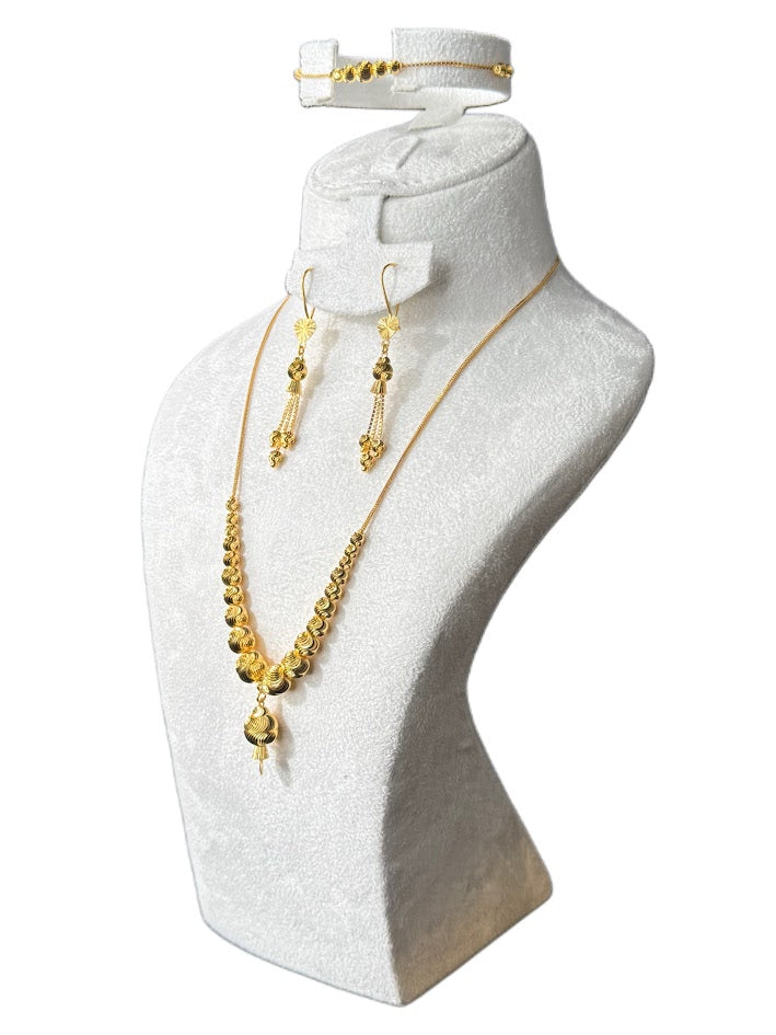 22K Gold Necklace & Bracelet& Earrings 26.03g