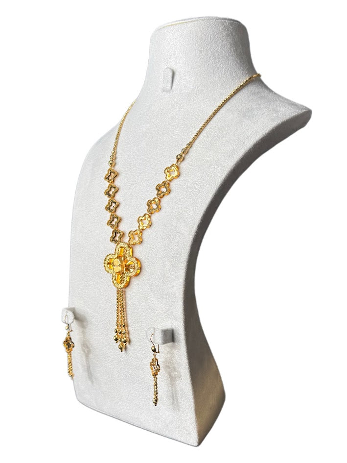 21K Gold Necklace & Earrings 38.67g