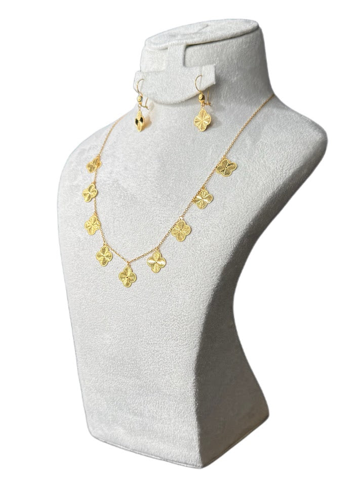 21K Gold Necklace , Earrings 7.5g