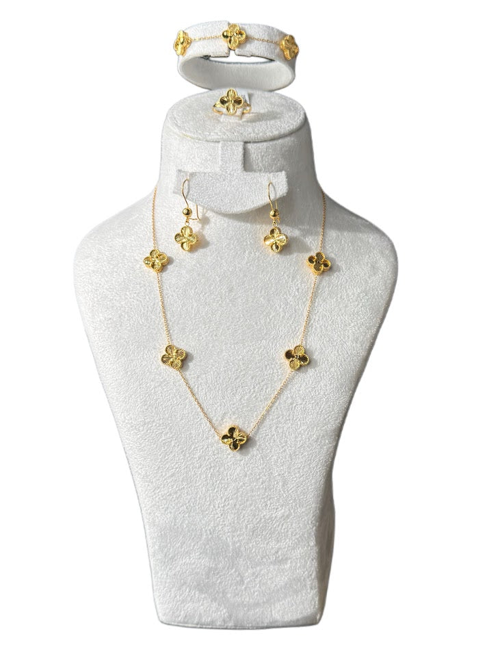 21K Gold Necklace & Ring & Earrings,Bracelet 21.89g