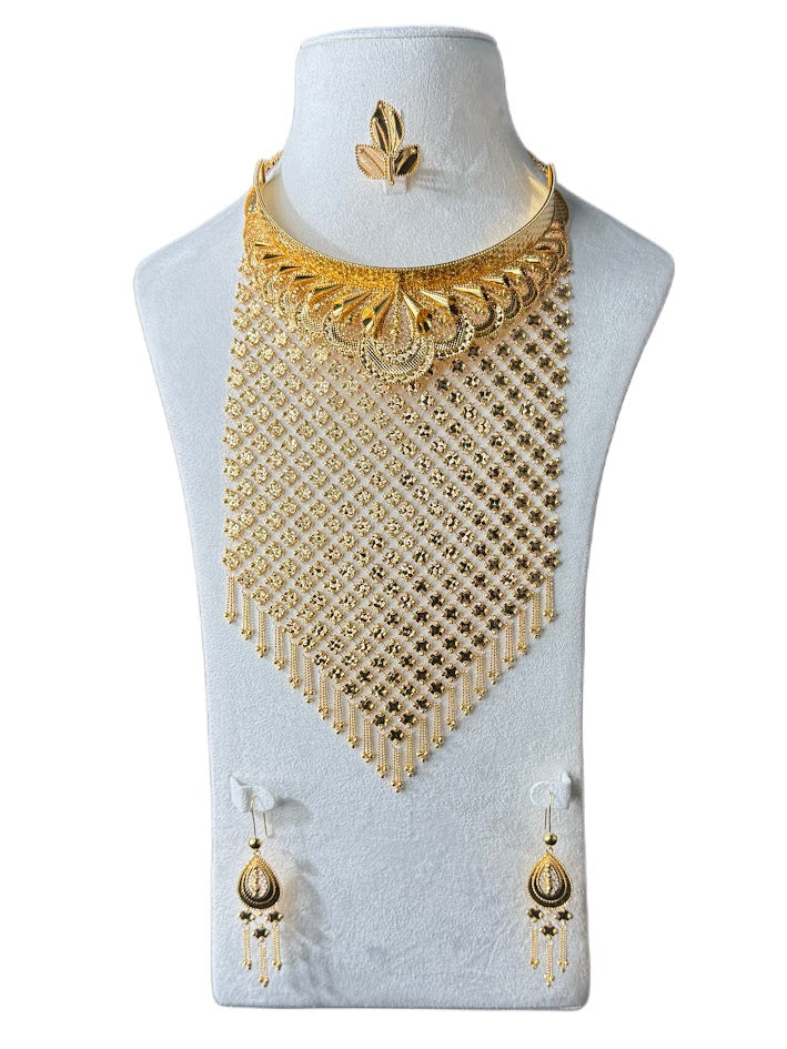 21K Gold Necklace & Ring & Earrings 132.92g