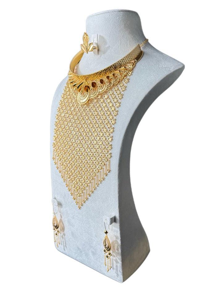 21K Gold Necklace & Ring & Earrings 132.92g