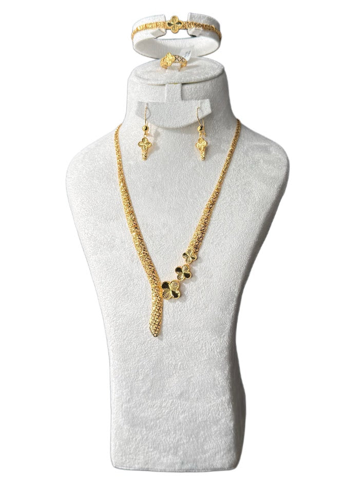 21K Gold Necklace & Ring & Earrings, Bracelet  22.75g