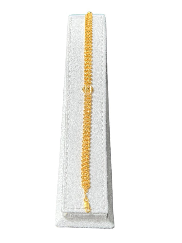 22K Gold Bracelet 8.49g