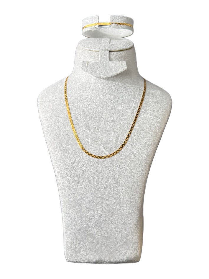 21K Gold Necklace & Bracelet 9.57g